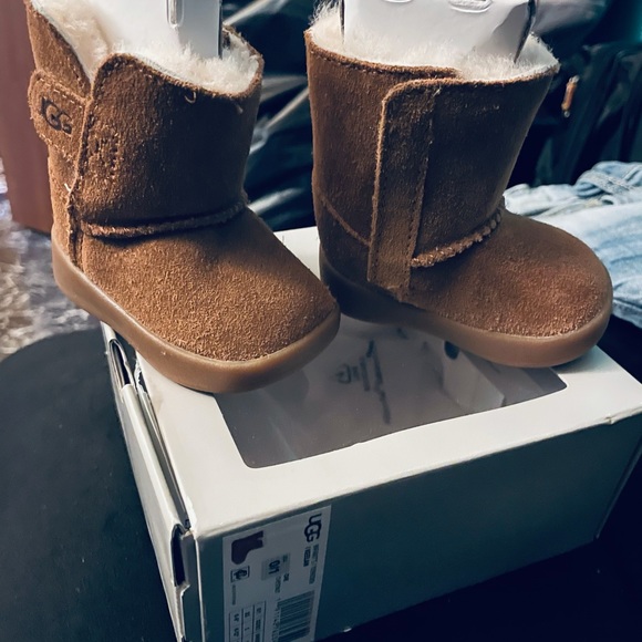 Infant Ugg Boots - Picture 3 of 4